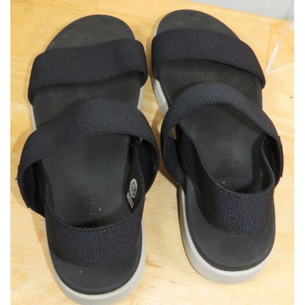 Keen Womens Elle Backstrap Sandals Black Stretch Platform Sport Size 8.5 - Picture 5 of 7